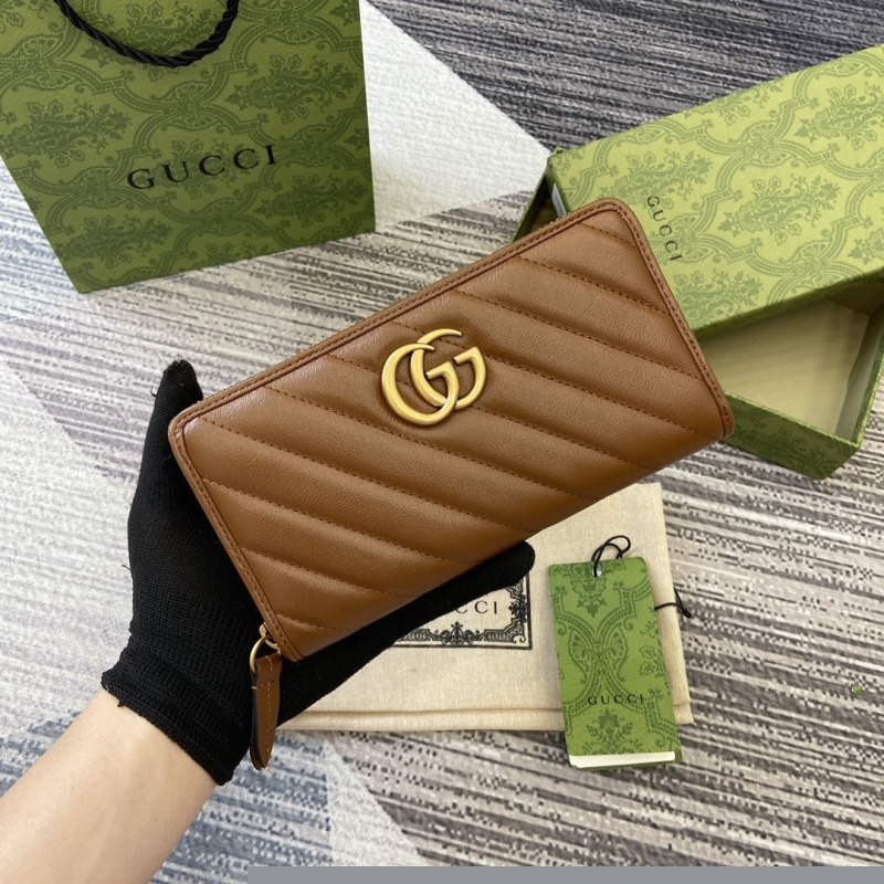 G*u*i wallets & purse